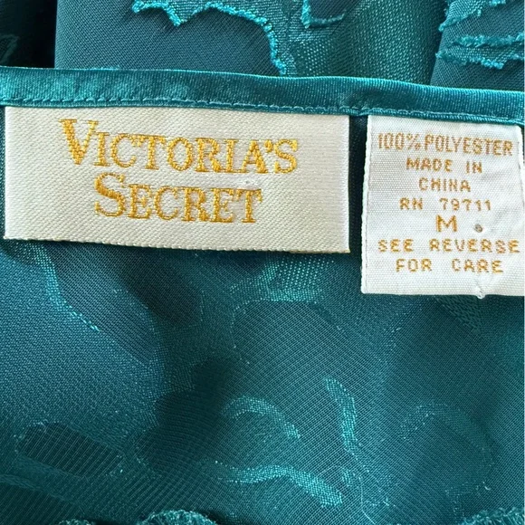 Vintage Victoria’s Secret Gold Label Satin Burnout Nightgown and Robe Size Small